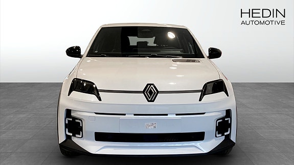 Renault 5 2 of 21