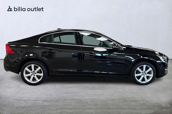 Volvo S60 5 of 28
