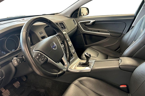 Volvo S60 10 of 28
