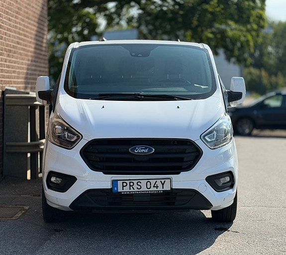 Ford Transit Custom 7 of 13