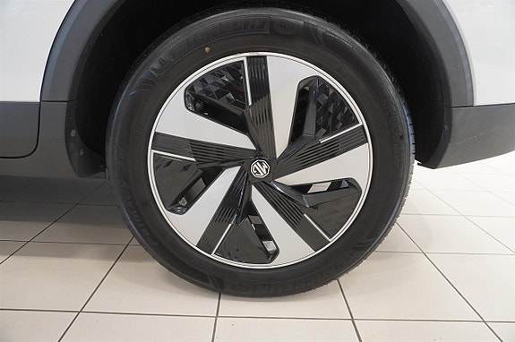 MG ZS 7 of 11
