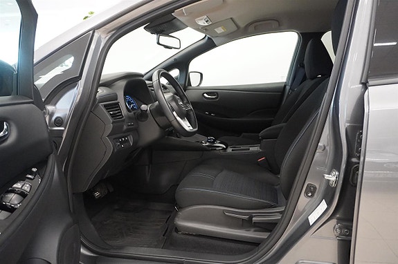 Nissan Leaf 2 of 12