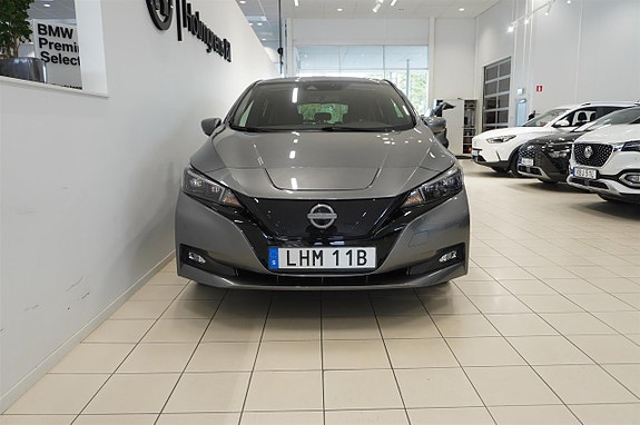 Nissan Leaf 4 of 12