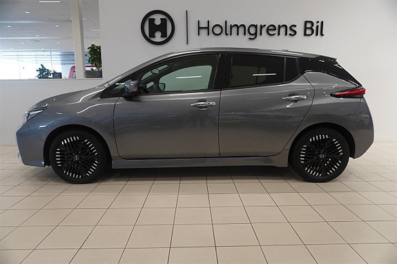 Nissan Leaf 3 of 12