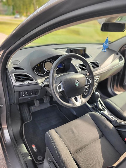 Renault Megane III 8 of 11