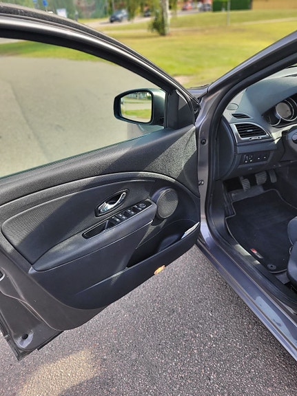 Renault Megane III 7 of 11