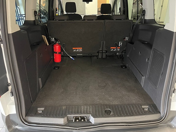Ford Connect Tourneo 16 of 16