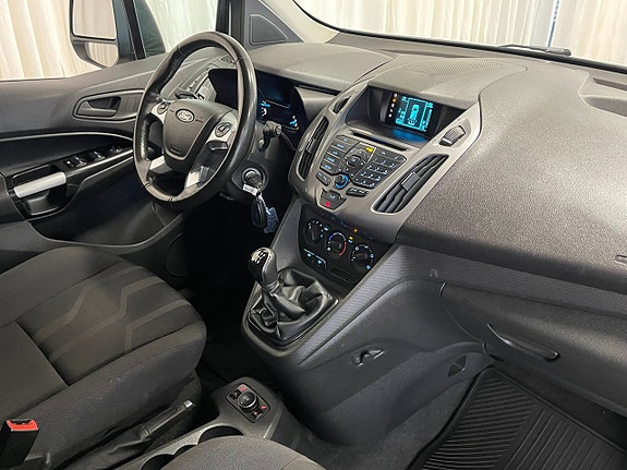 Ford Connect Tourneo 9 of 16