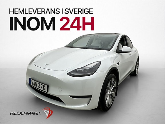 Tesla Model Y 3 of 29