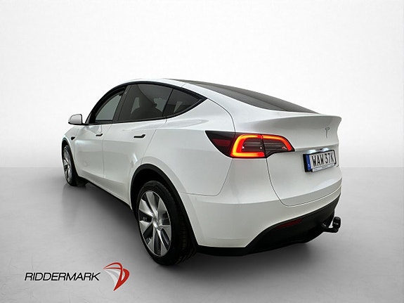 Tesla Model Y 6 of 29