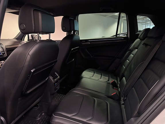 Volkswagen Tiguan 29 of 29
