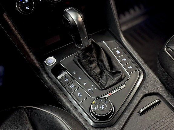Volkswagen Tiguan 22 of 29