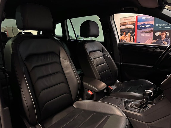 Volkswagen Tiguan 26 of 29