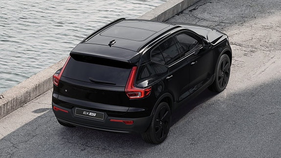 Volvo EX40 14 of 27