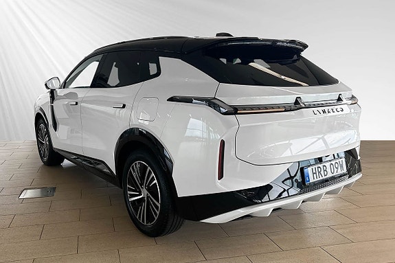 Lynk & Co 08 3 of 24