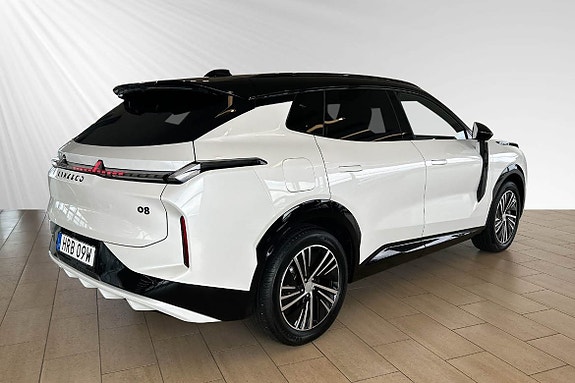 Lynk & Co 08 4 of 24
