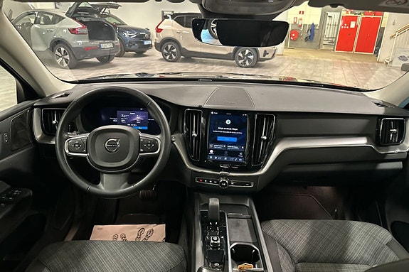 Volvo XC60 15 of 19
