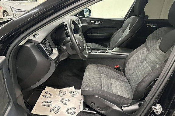 Volvo XC60 9 of 19