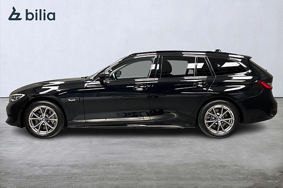 BMW 330e 4 of 12