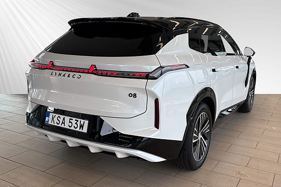 Lynk & Co 08 4 of 30