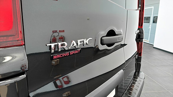 Renault Trafic 23 of 25