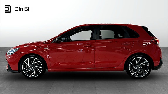 Hyundai i30 2 of 21