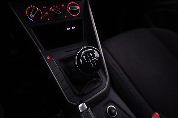 Volkswagen Polo 16 of 16