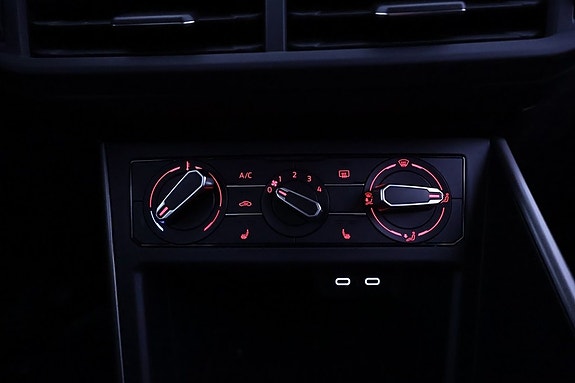 Volkswagen Polo 15 of 16