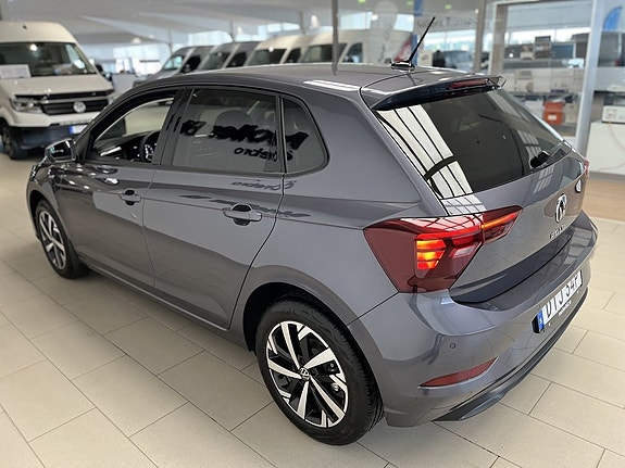 Volkswagen Polo 3 of 17