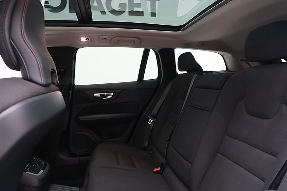 Volvo V60 5 of 23