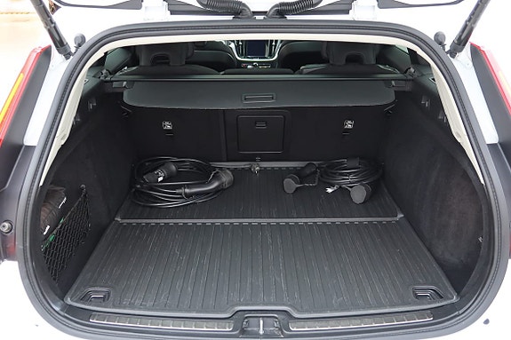 Volvo V60 23 of 23