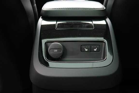 Volvo V60 8 of 23