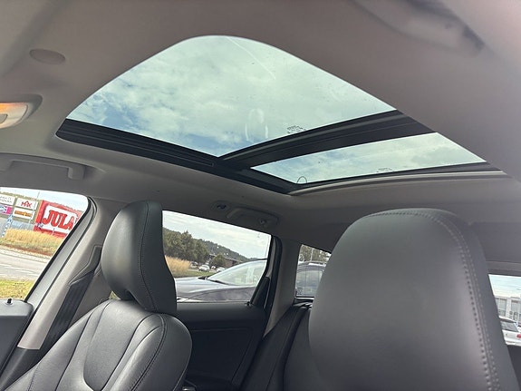 Volvo XC60 19 of 19