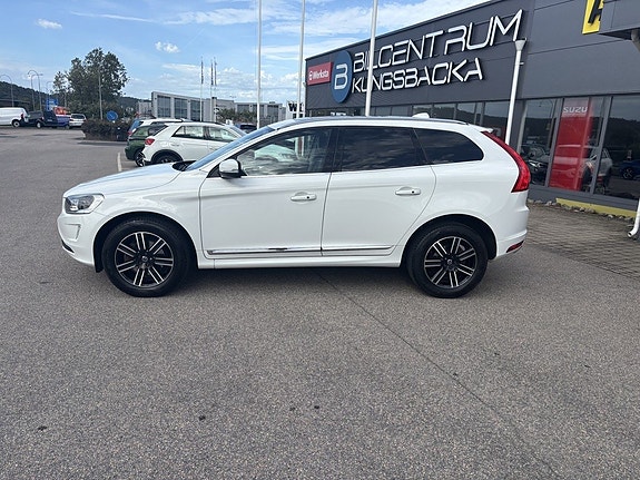 Volvo XC60 3 of 19