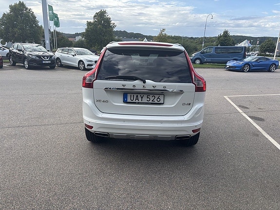 Volvo XC60 5 of 19