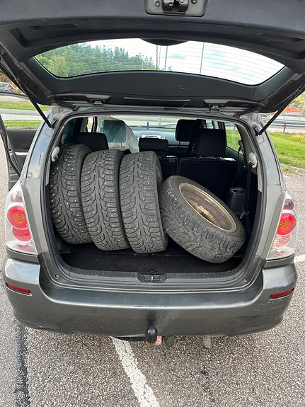 Toyota Corolla Verso 7 of 11