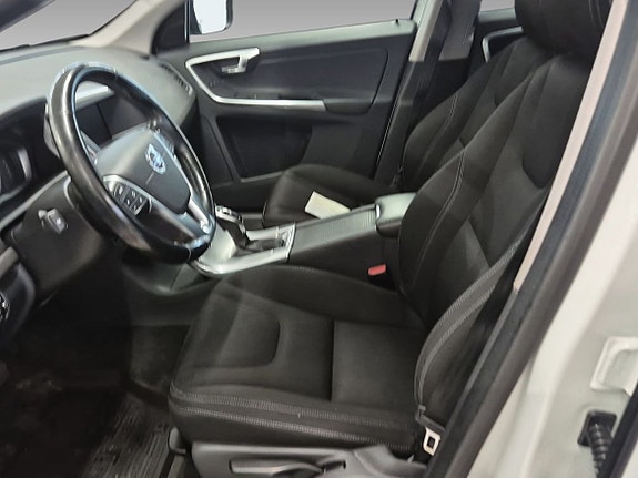 Volvo XC60 6 of 6