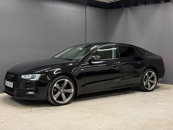 Audi A5 2 of 13