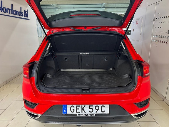Volkswagen T-Roc 7 of 7