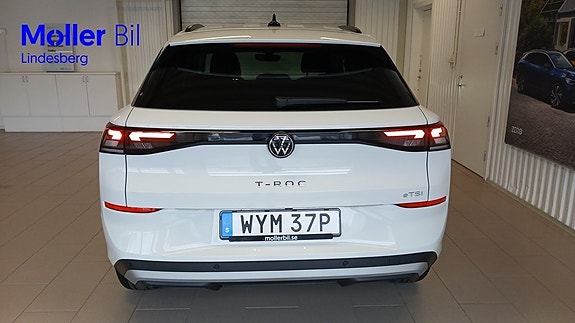 Volkswagen T-Roc 7 of 26