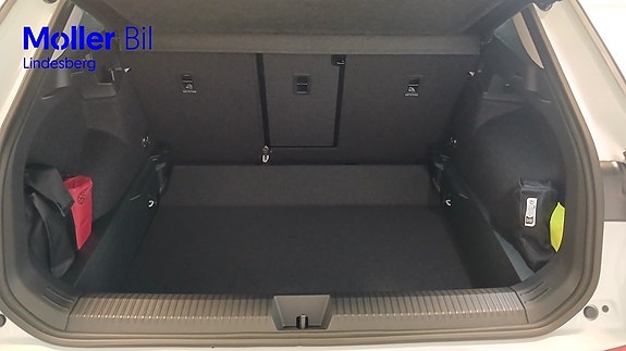 Volkswagen T-Roc 11 of 26