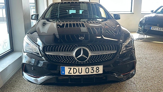 Mercedes-Benz CLA180 8 of 11
