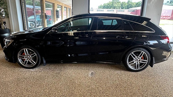 Mercedes-Benz CLA180 9 of 11