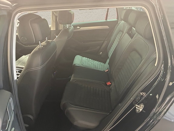 Volkswagen Passat 7 of 8
