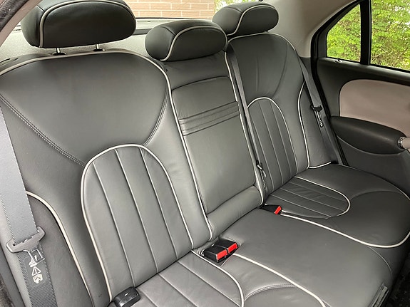 Rover 75 14 of 17