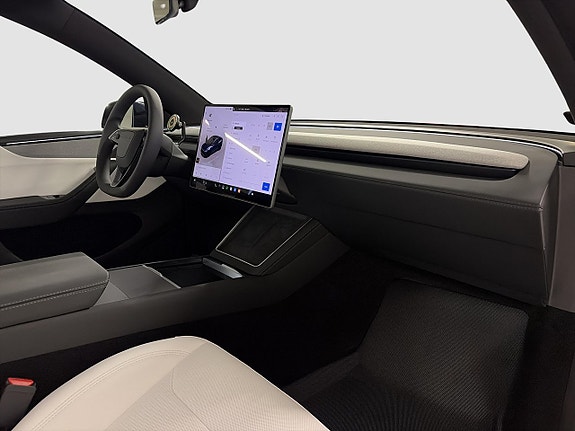 Tesla Model Y 5 of 22