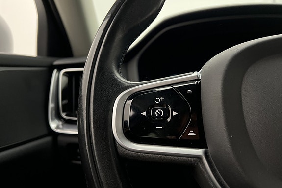 Volvo V60 11 of 27