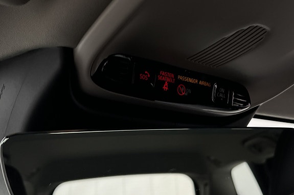 Volvo V60 14 of 27