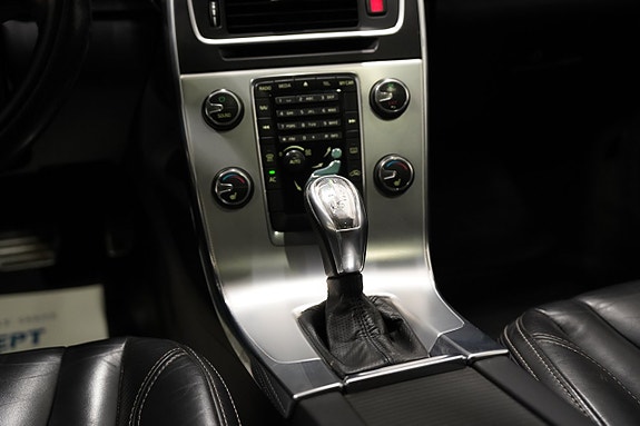Volvo S60 13 of 18