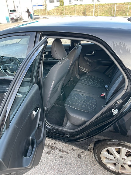 Kia Picanto 5 of 6